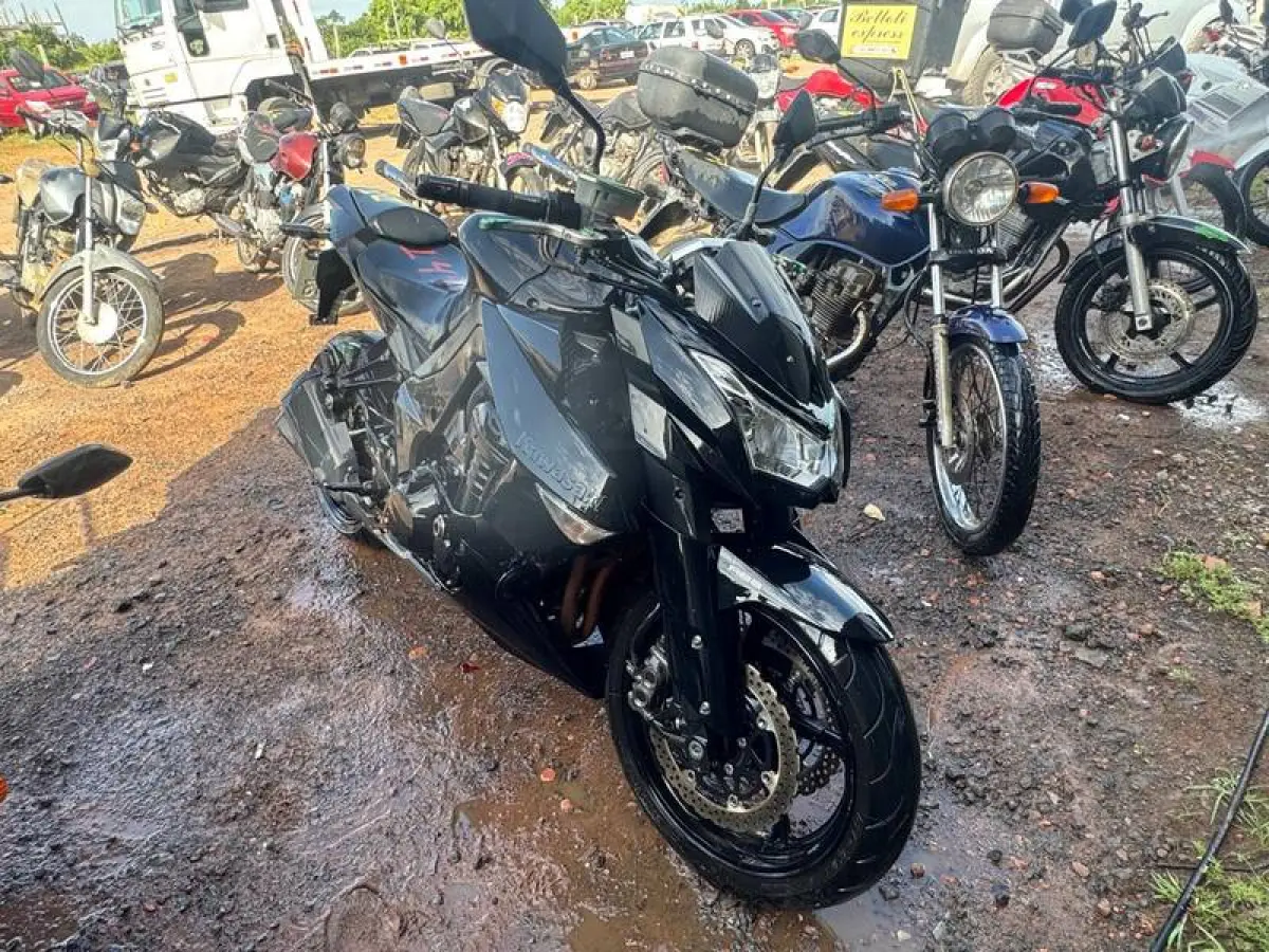 LOTE 0018